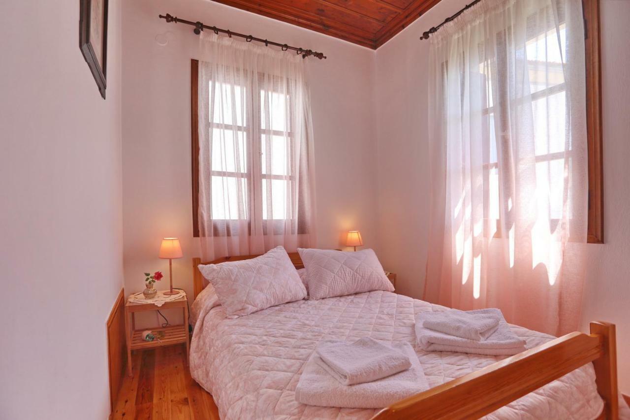 Casa Al Pozzo Villa Skopelos Town Exterior photo